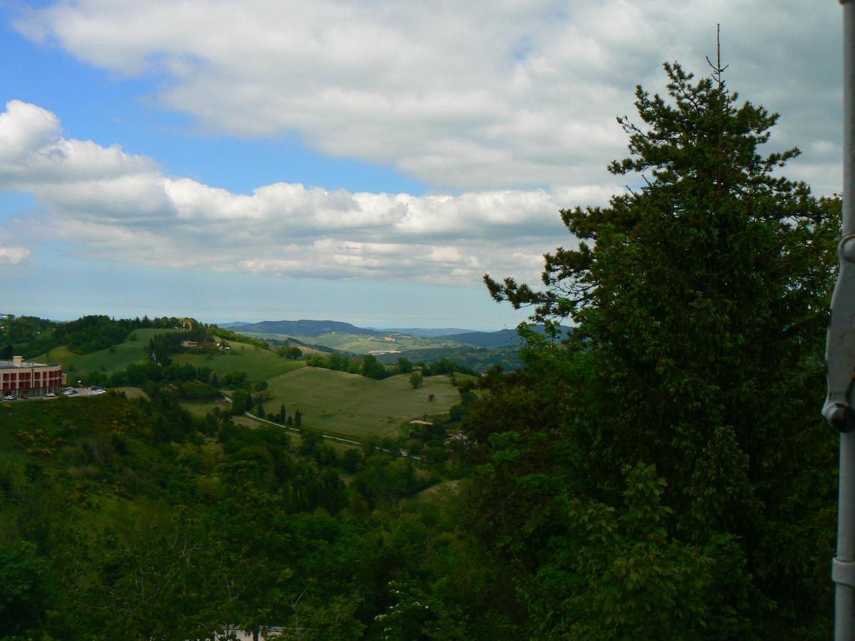 B&B Aquilone Urbino Exterior foto